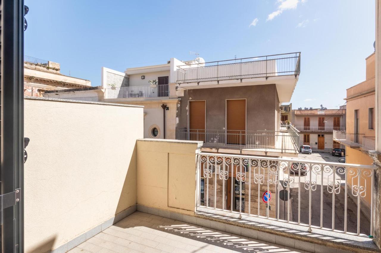 Casa Mia Vila Avola Exterior foto